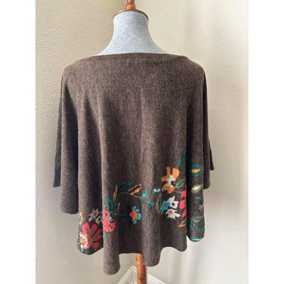 OB2-12 Size S/M Brown Floral Print Knit Poncho Sweater -NWT - Picture 5 of 7